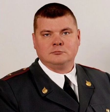 Майор полиции Александр Косолапов спас автобусы с детьми от автокатастрофы